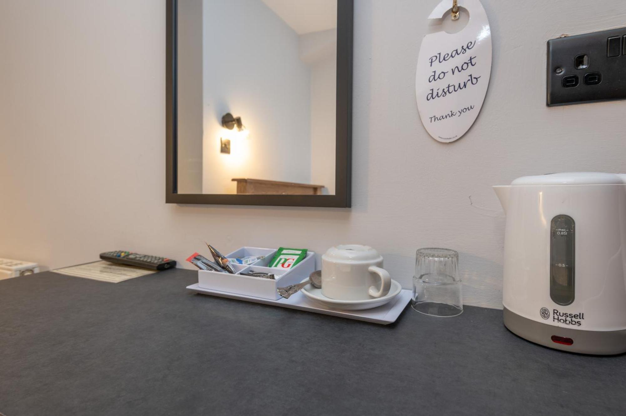 Ascot Grange - Voujon Resturant Отель 3*